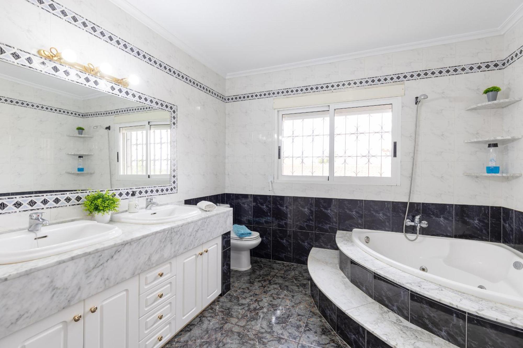 Fidalsa White House Premium Villa Tangel Exterior photo