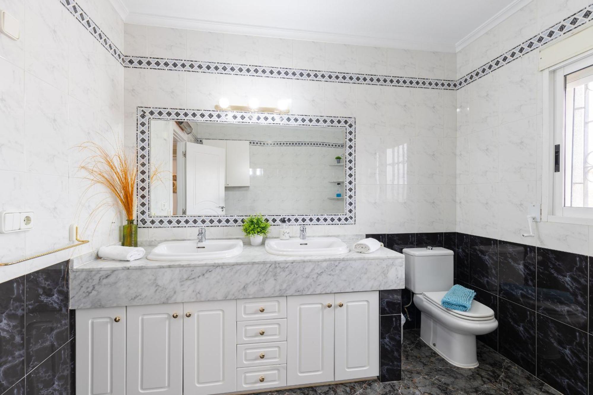 Fidalsa White House Premium Villa Tangel Exterior photo